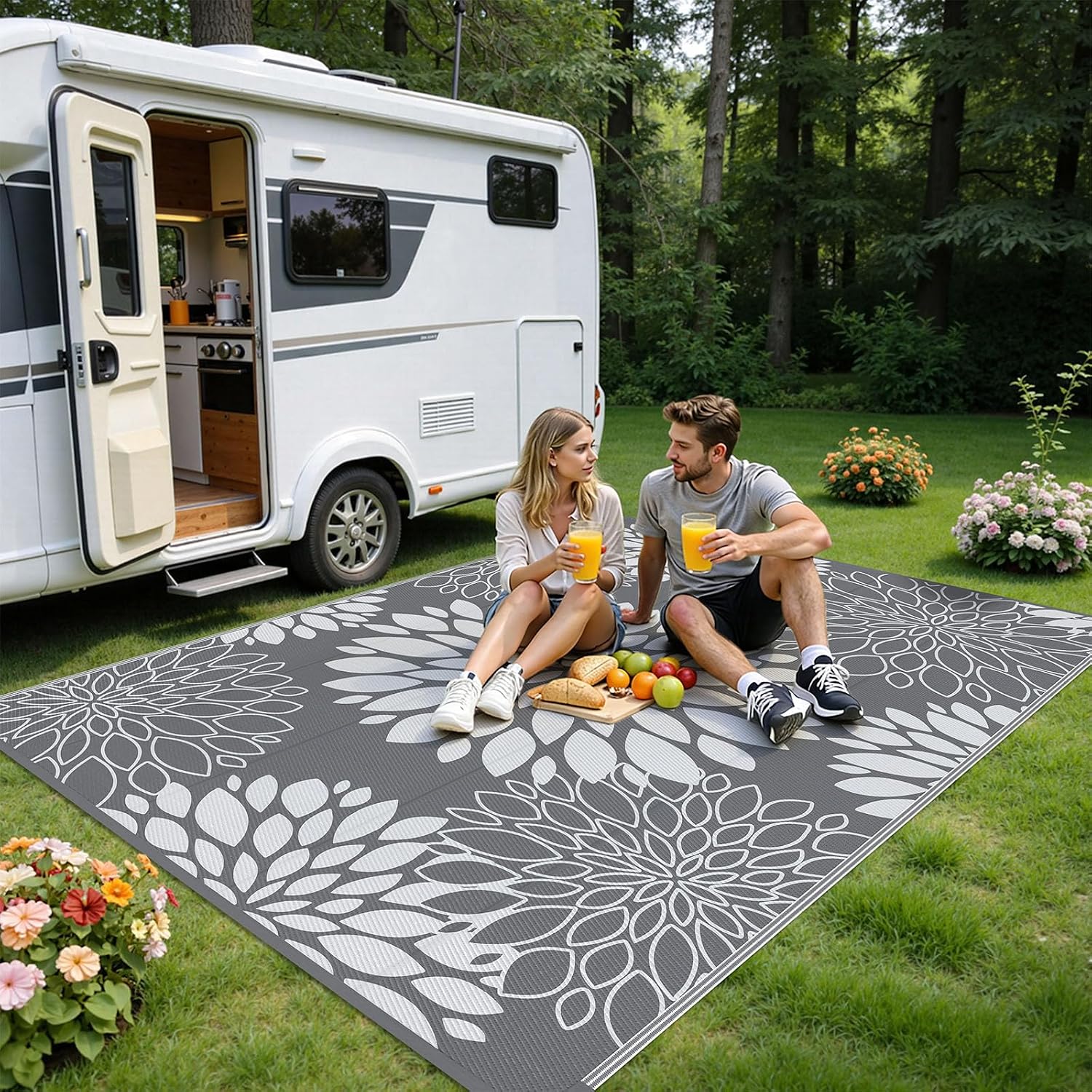 Floral Reversible Plastic Straw Outdoor Rug
