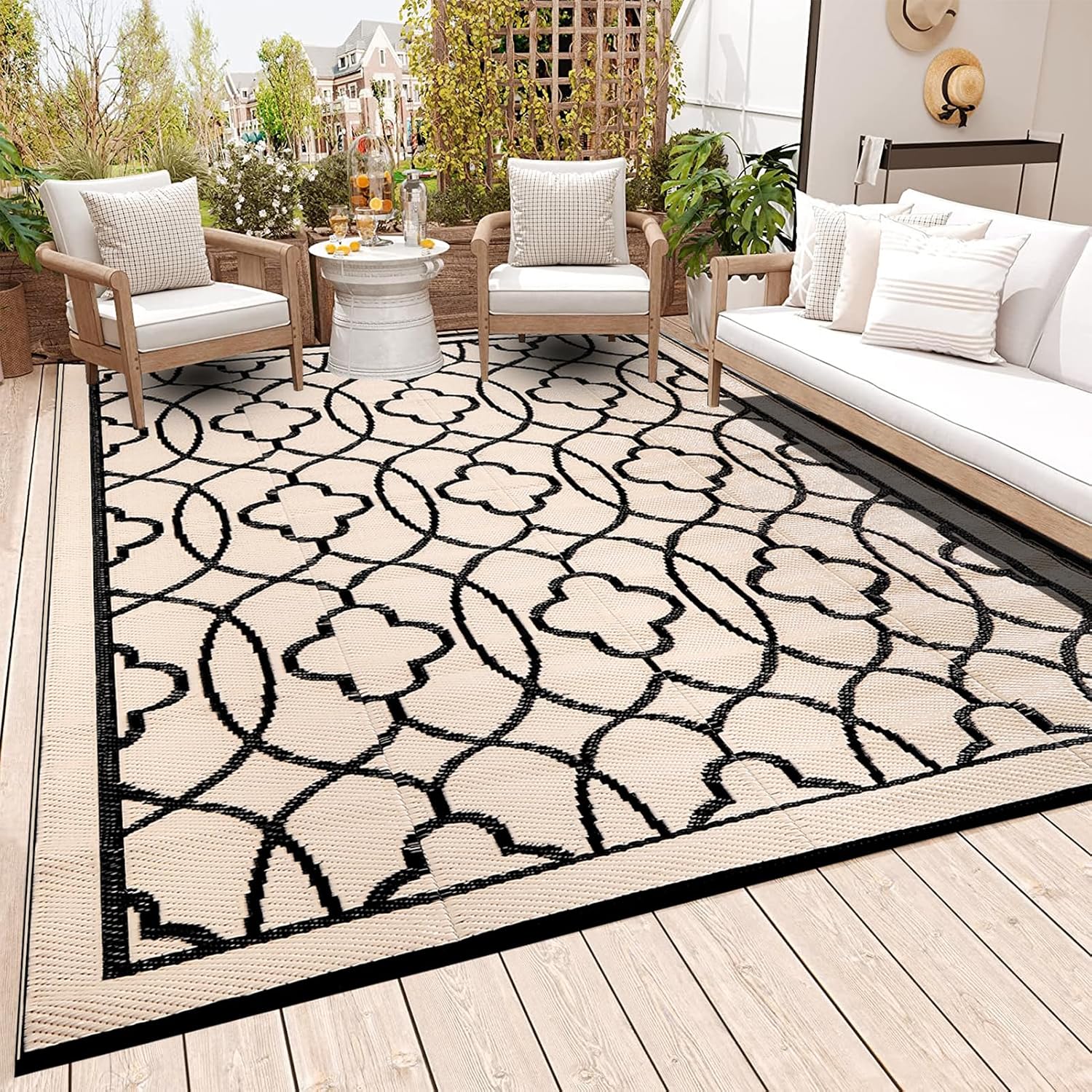 Large Reversible Plastic Straw Outdoor RV Rug