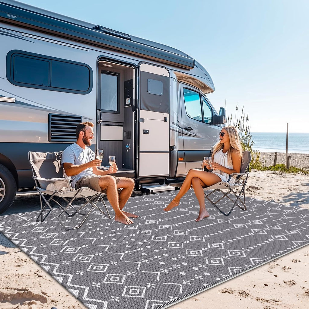 Reversible Waterproof Plastic Straw Outdoor Rug
