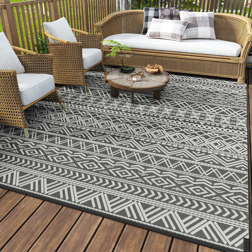Boho Reversible Plastic Straw Outdoor Rug