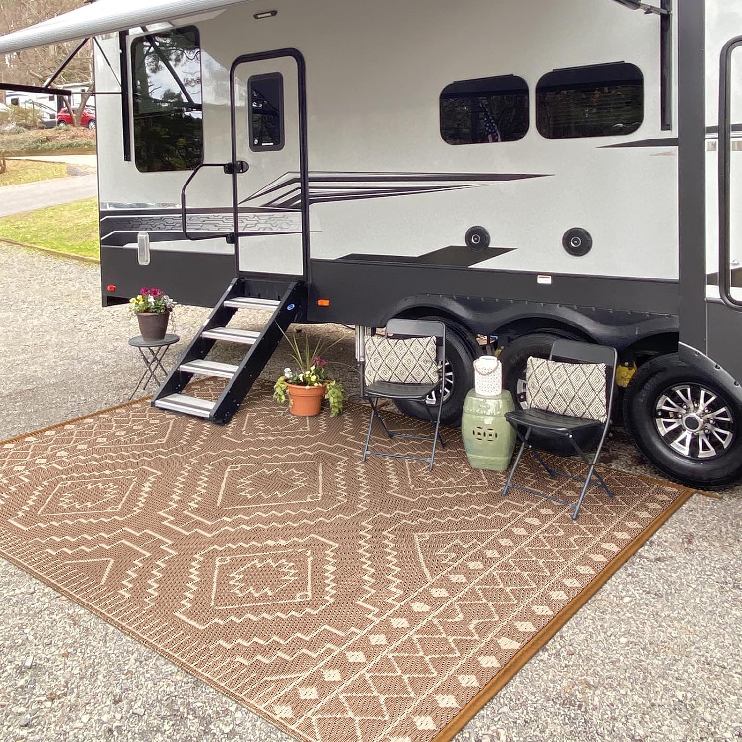 Reversible Plastic Straw Waterproof Outdoor Rug